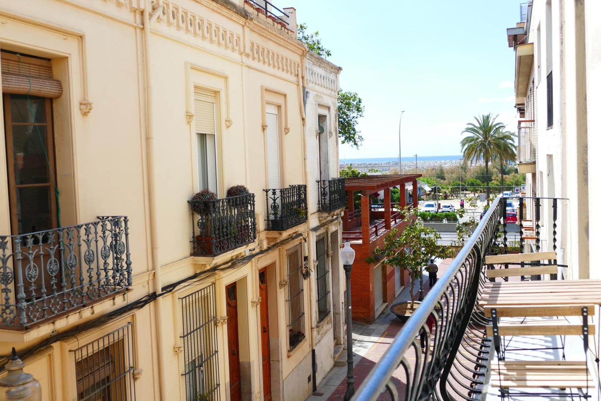 La Llar De La Kim, Bonita Casa A 150m Del Mar Y 40km De Barcelona Ferienhaus